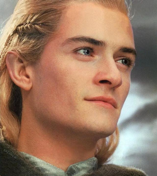 指环王|《指环王》热映21年：4个霍比特人沧桑认不出，两位老戏骨已去世