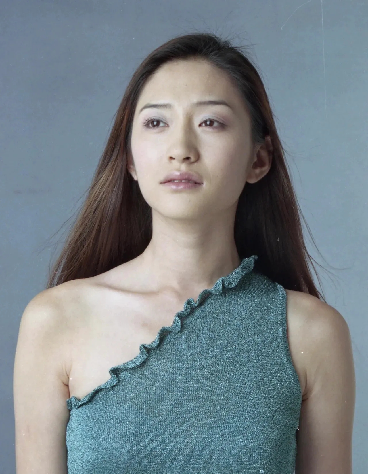 李小冉|都留黑长直，在李小冉的陪衬下，我终于相信了baby的颜值