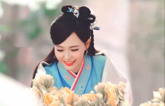 唐嫣|唐嫣开挂了,剧本有都市、民国、大IP!被传和肖战接触姐弟恋剧情