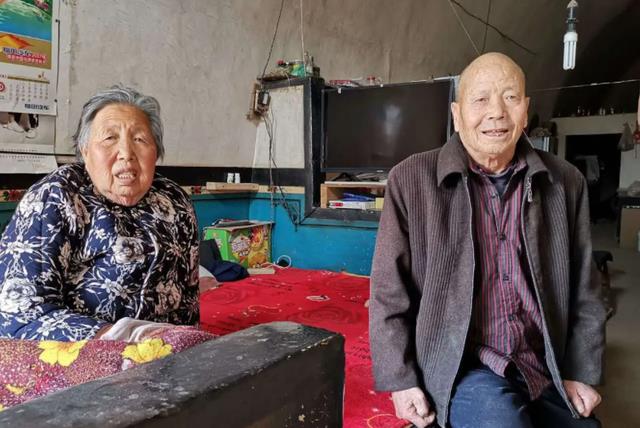 求职|毕业生出现“鸵鸟一族”，不找工作压榨父母，父母还觉得挺骄傲