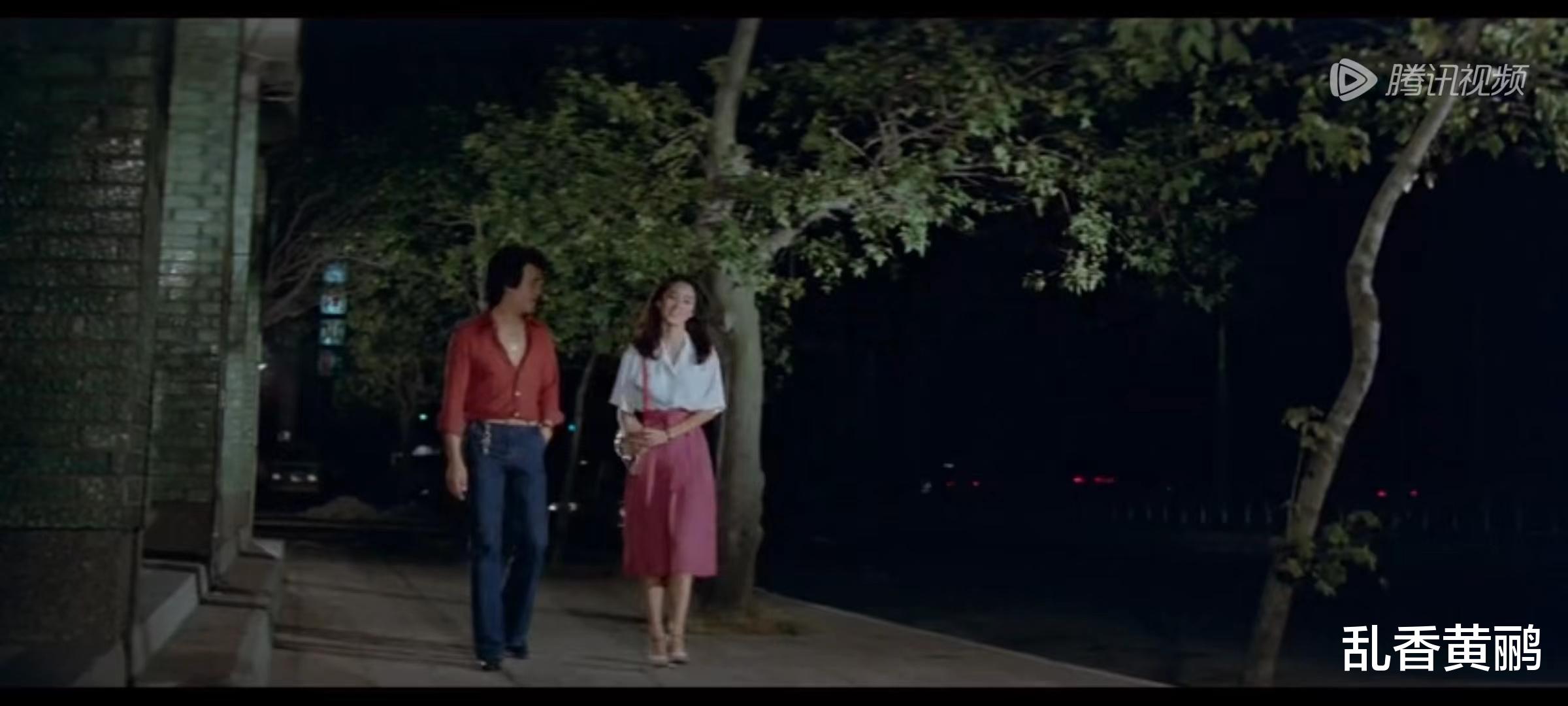 林青霞|42年过去了，再看《金盏花》，林青霞的22套裙装，依旧时尚洋气