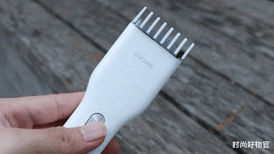 新式傻瓜理发器出现,谁还去理发店?在家5分钟搞定,人人用得起