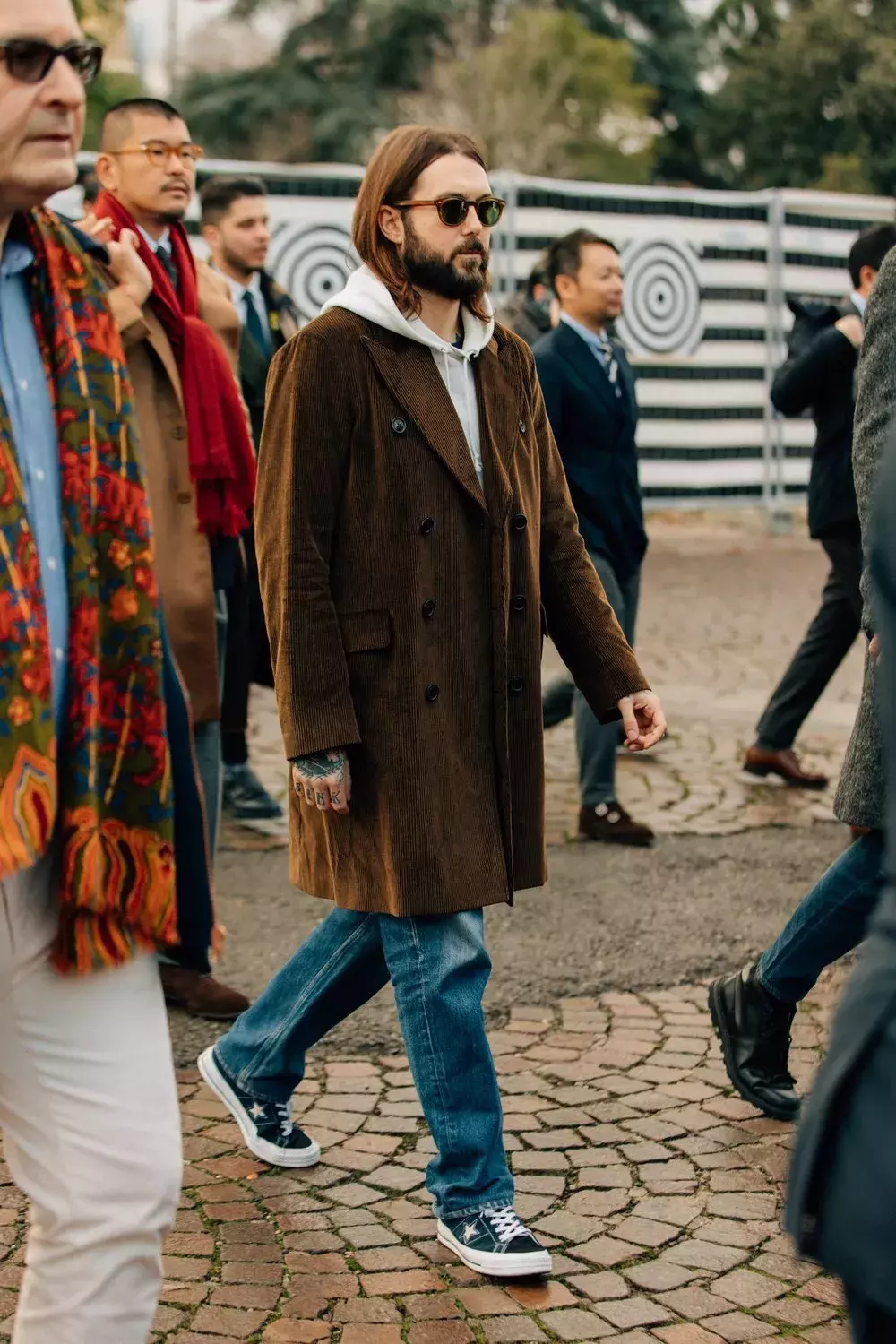 该把帆布鞋收起来吗?你们都错啦!