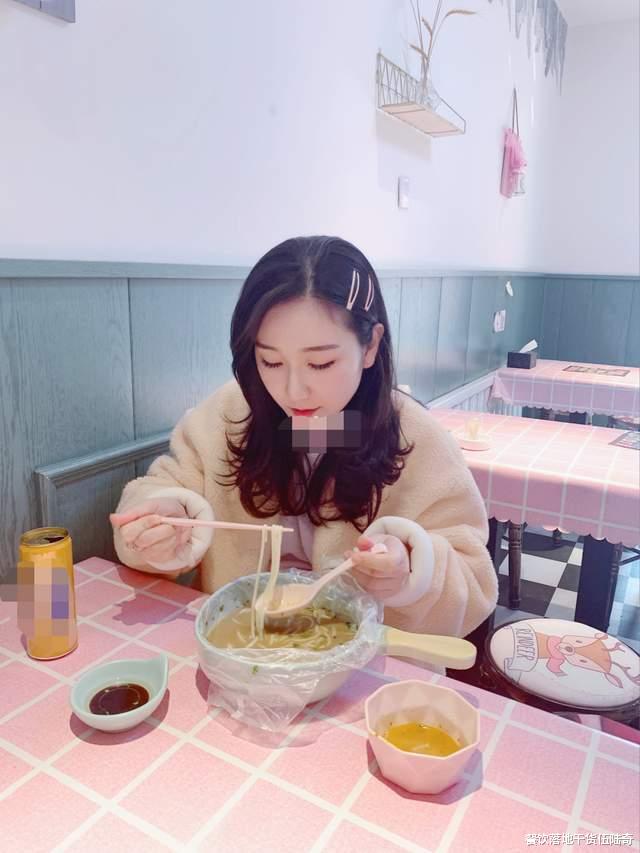 这么快就倒闭了，到年底，不知道还会倒闭多少家店