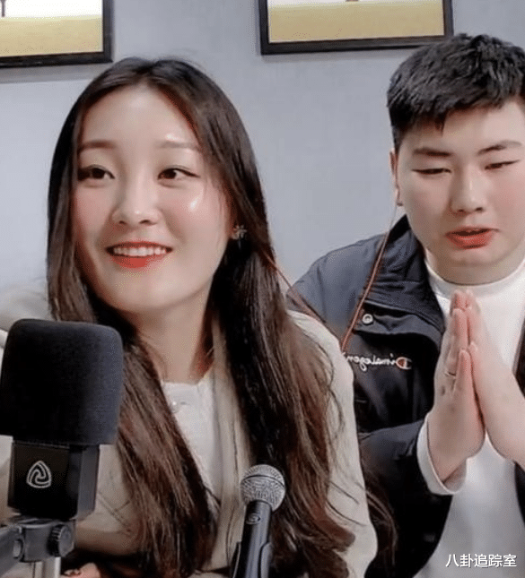 郭德纲|擦边球?陈亚男晒瑜伽照,身材曼妙疑似摆拍,网友:榜一大哥馋了