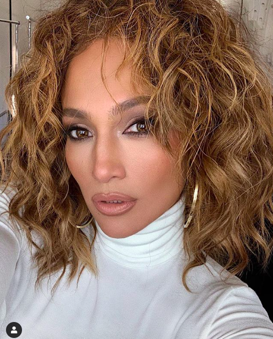 主持人|梅根《财富》杂志论坛出大招，肉桂奶茶新妆秒杀傻白甜主持人.