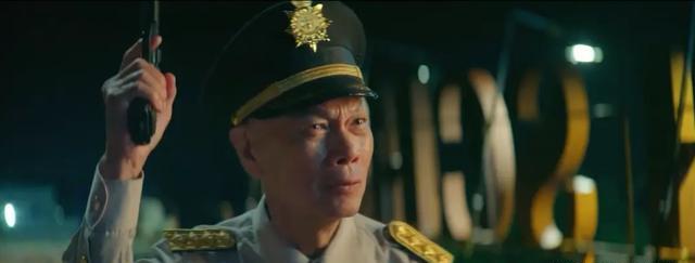 曹云金|靠性感女星博眼球，东拼西凑各种笑料，这部网大，再次刷新了底线