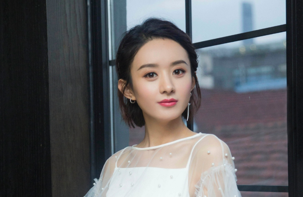 漫威|“九漏之鱼”王一博，学历被举报退出主持，搭戏赵丽颖引粉丝互撕