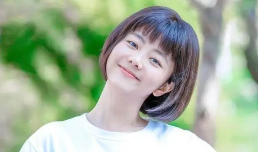 谭松韵|谭松韵职场新剧零美颜,勇敢打破偶像滤镜,让多少女星羞红脸