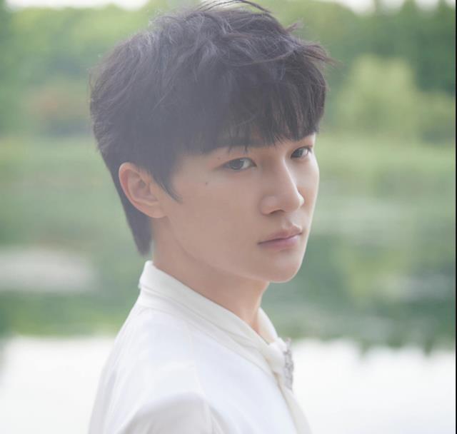 刘亦菲|劳模周深疯狂输出，新歌战绩内卷全网，再次用实力奠定江湖地位！