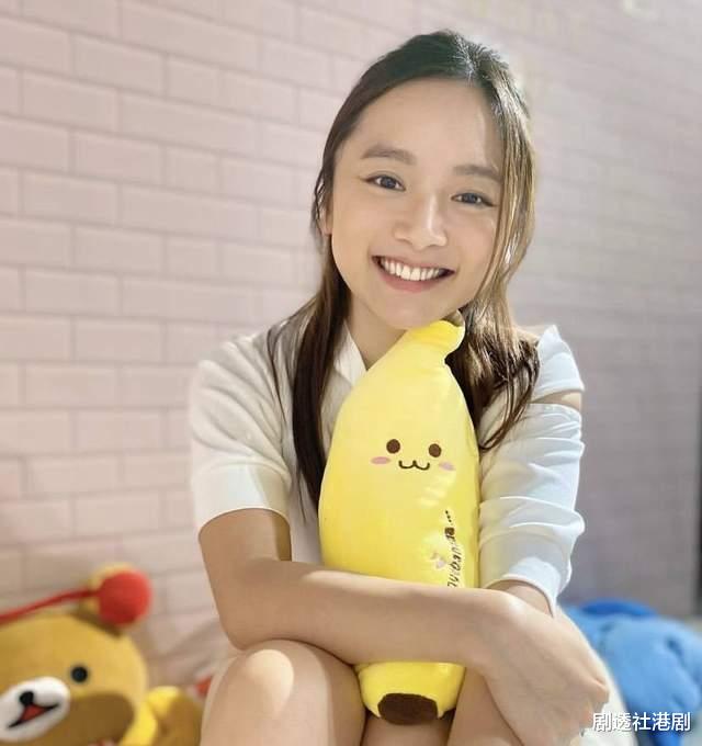 TVB|TVB靓女小花新剧表现亮眼！自曝获富商包养暗示，还被多次问价