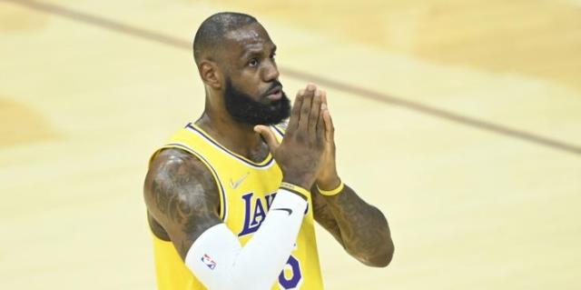 生涯场均20+5+5，历史仅10人，现役占4人