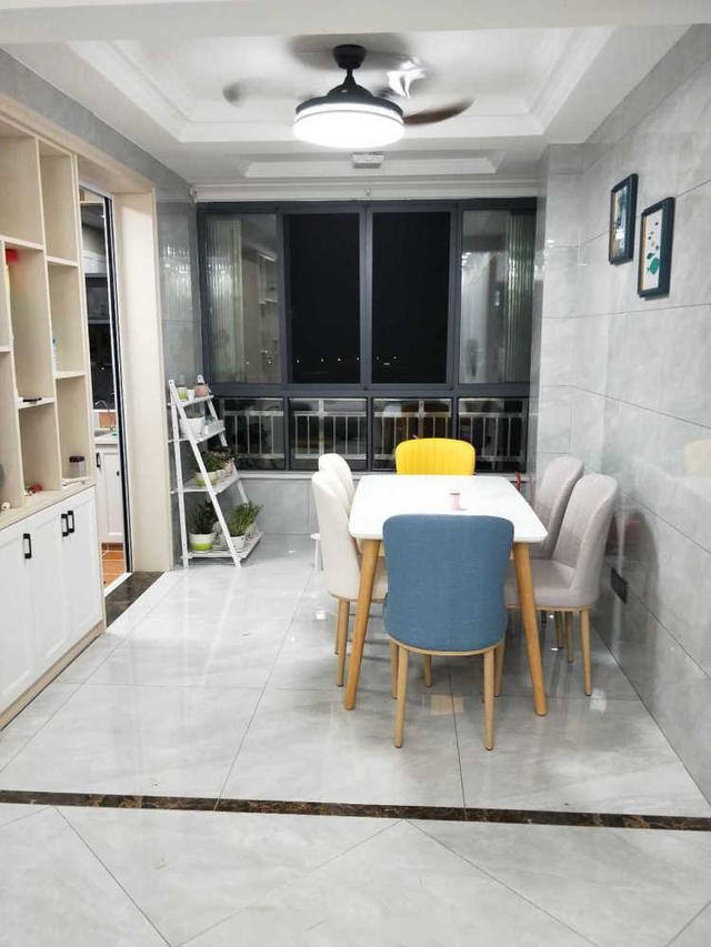 现代风格的新房设计,装修成本约为17万,效果特别有档次