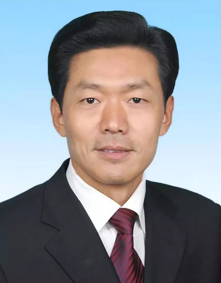 “戏精”贪官落马:为当清官让老母亲捡垃圾,最后被判刑16年!