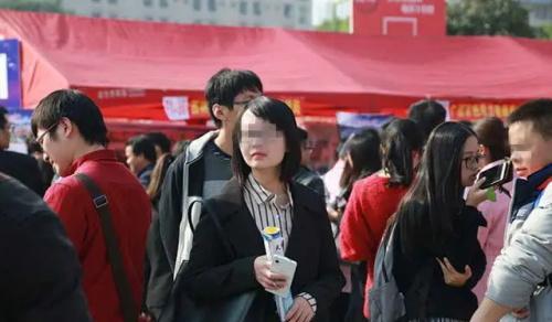 hr|“抱歉,我们不招学生干部”,HR说出了背后实情,原因很现实!