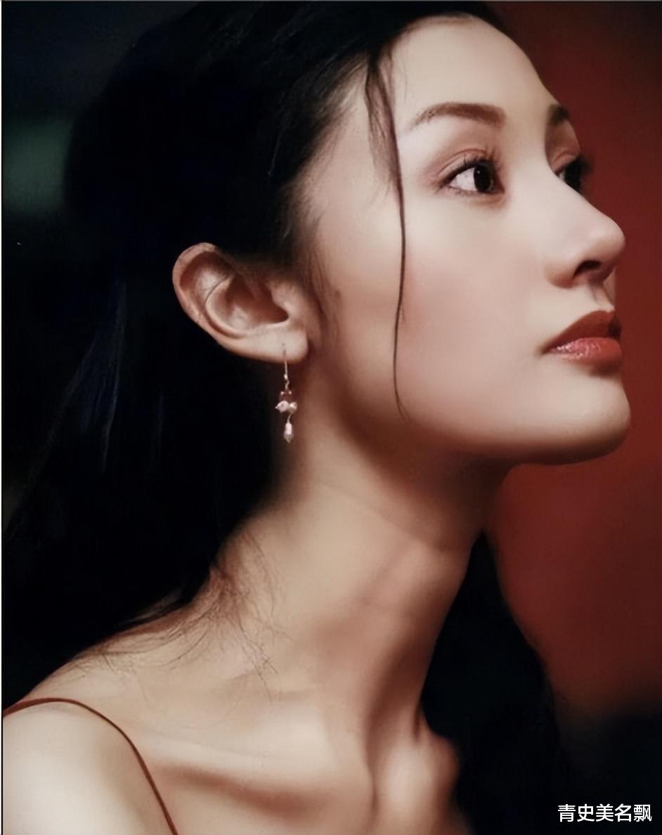 迪丽热巴|鼻子长得好,颜值差不了,9位女星侧颜照,没有对比就没有伤害