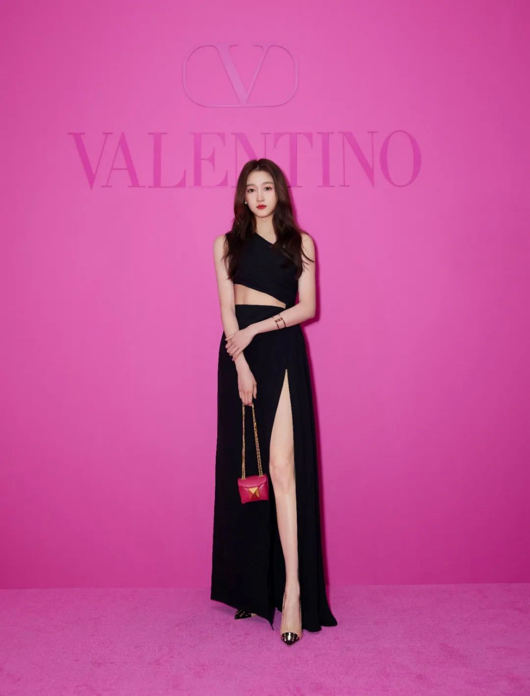 水果 腿精美女关晓彤被调侃成孙俪儿媳妇？鹿晗看到后作何感想？