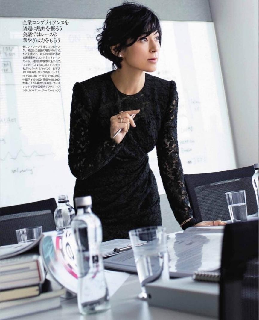 美容 女人50岁以后,放弃黑长直和泡面卷吧,这4种发型更减龄洋气