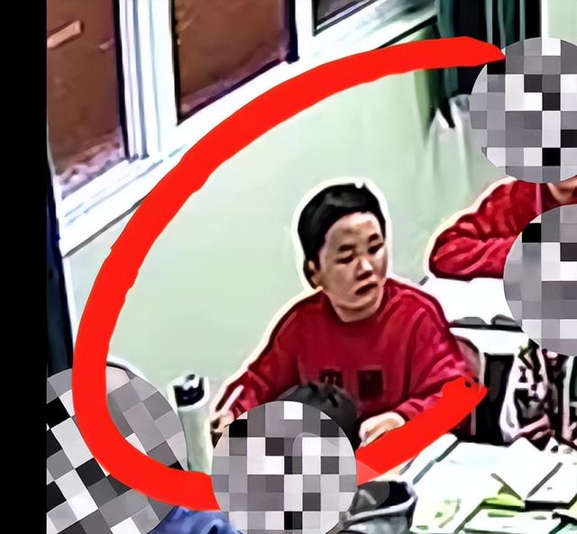 江西11岁男孩跳楼,27字遗书道出真相:语言暴力,算暴力吗?