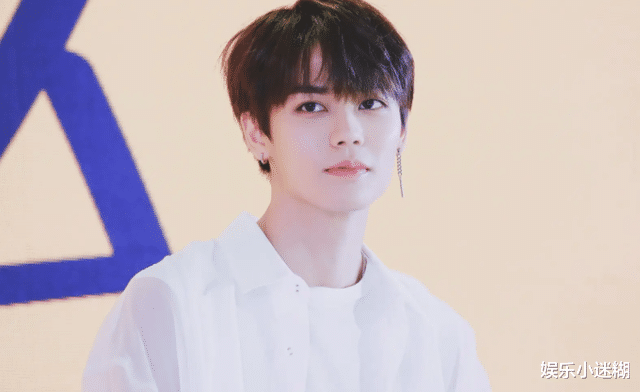 阿沁|阿沁力挺林彦俊被网暴，声称妻女是底线，却晒女儿无码照“挑衅”