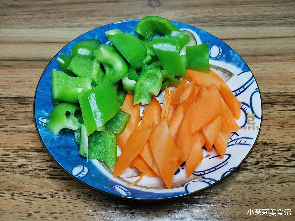 胆囊炎|夏至到入伏,建议中老年多吃“4菜2粮1果”,消暑益气,精神入伏