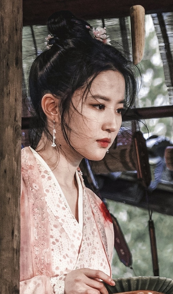 腾讯|原腾讯制片人张萌判3年:收了好处费开后门,功不抵过痛失百万年薪!