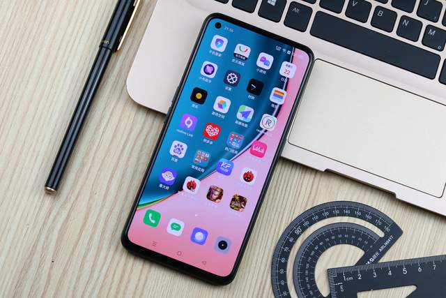 小米科技|?抢占春节手机市场，2月份将有7 款机型发布，其中这几款值得等待