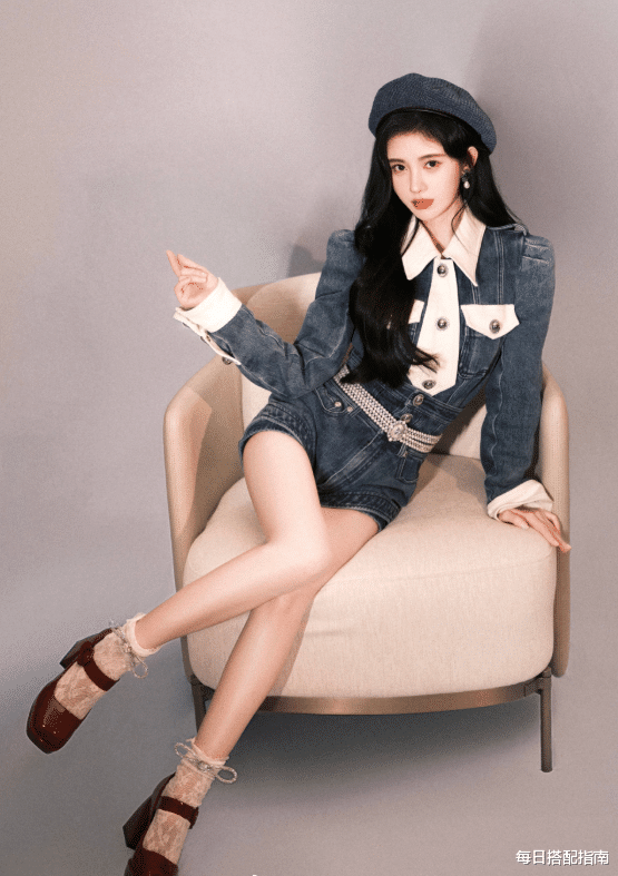 撞衫|鞠婧祎又撞衫了,穿牛仔衣撞衫王楚然、林允,凭妆发更胜一筹