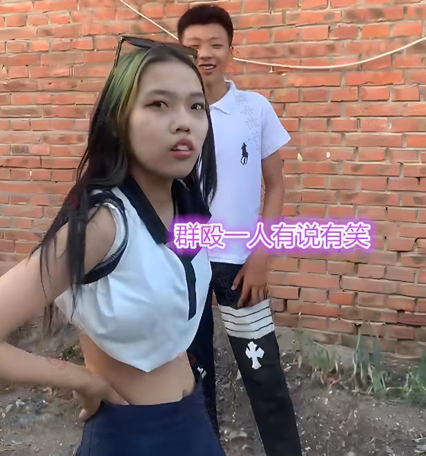 可怜!一女子被3名女生轮流扇耳光,全程没还手,网友:无法无天
