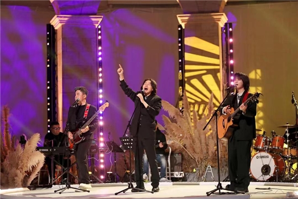 围炉音乐会|让音乐回归生活|11月20日晚8: 30《围炉音乐会》温暖再出发