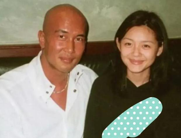 大S|45岁的大S再嫁单亲家庭,男方妈妈曾公开表示:不生孩子不行!