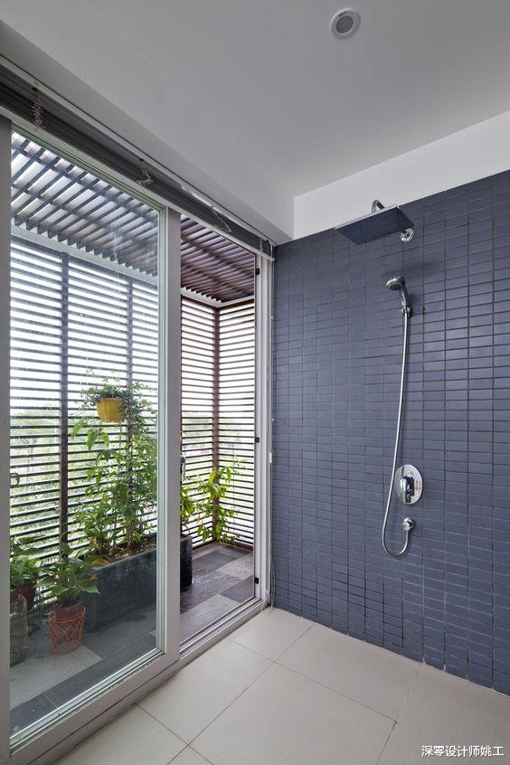 封阳台|对比4个国家封阳台方案，要说颜值最高，那无疑是韩国的整面玻璃砖封