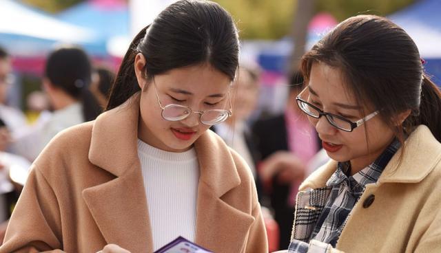 大学生|郑煤集团公开招聘正式工，前景广阔且待遇优厚，专科生可不容错过