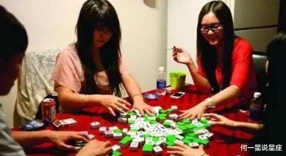 女子打牌输了2000后用自己抵债,300一次,每次11个小时