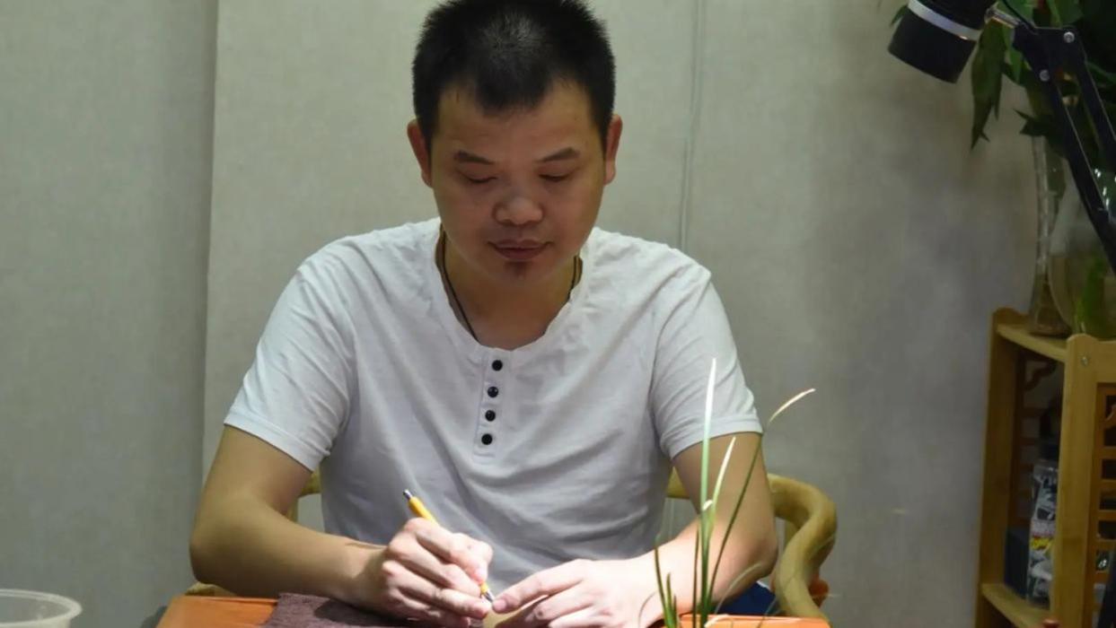 笔筒|观玉堂玉雕工作室｜朱国涛