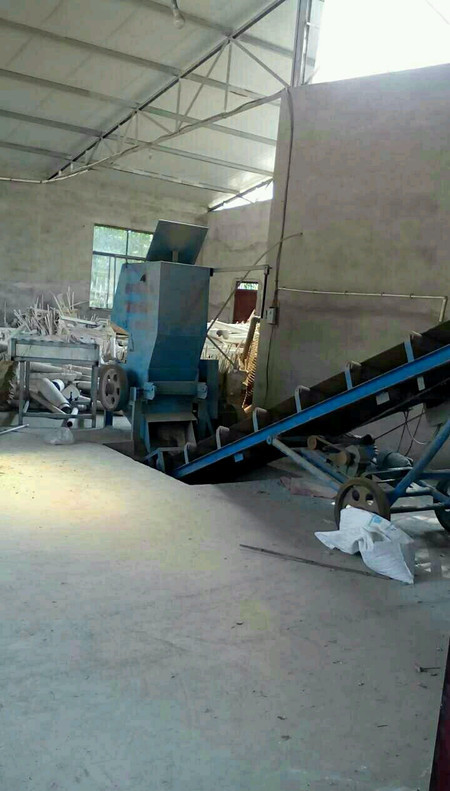 男朋友说他家住大别墅，院里还有大泳池，去了才知道是这样！