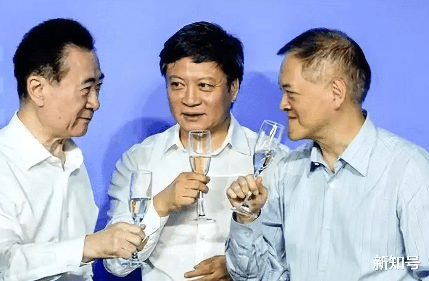 许家印|2020年以来，中国房地产老板的财富损失超4300亿元，最多缩水90%