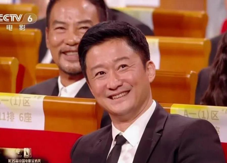 吴京|吴京代言中兴手机,却在金鸡奖颁奖礼用苹果手机拍照引热议