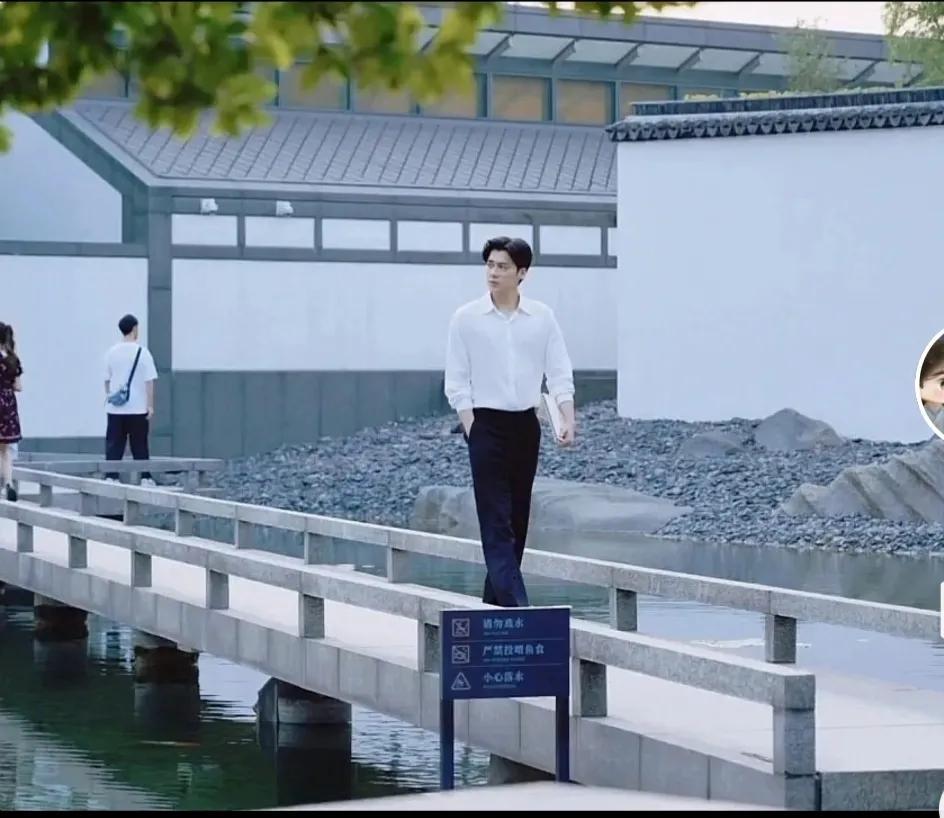 李易峰|李易峰被传嫖娼被关14天,团队罕见沉默!