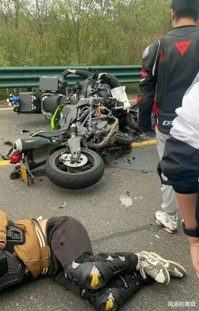网红女骑事件,请大家在愤怒之余,更要深刻反思