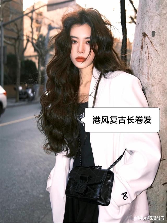 发型 过年换新发型,建议少烫这“3种”卷发,老气感明显,拍照也很土