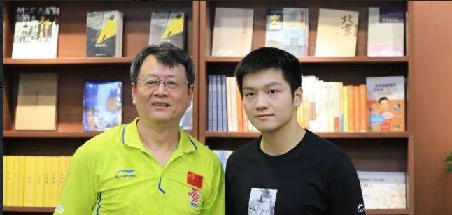 偷师中国队！张本智和的中国教练曝光！是刘国梁、孔令辉的好友！