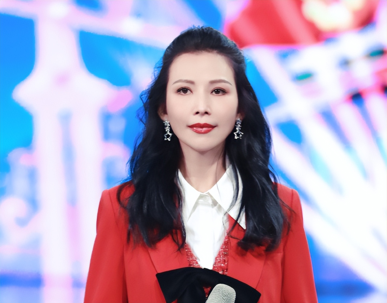 配音|广电颁布演员配音新规，网友：蔡少芬赔大了