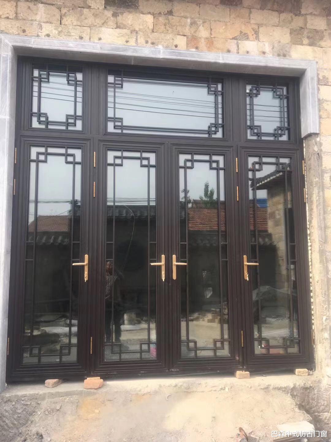 复古铝合金门窗为何能端庄又大气？