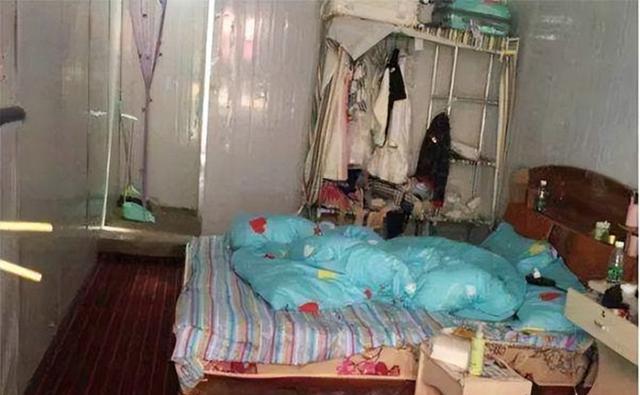 案例:25岁小伙畸恋50岁烤鸭店老板娘,被抛弃放火烧店欲同归于尽