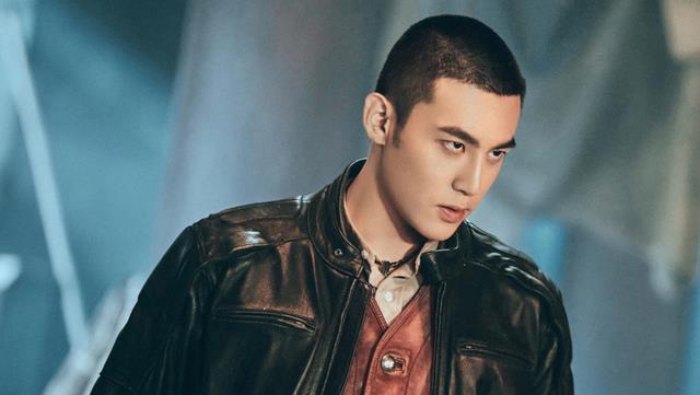 请君|《请君》任嘉伦但凡“拉垮”一些，都可能压不住“绝色男配”！