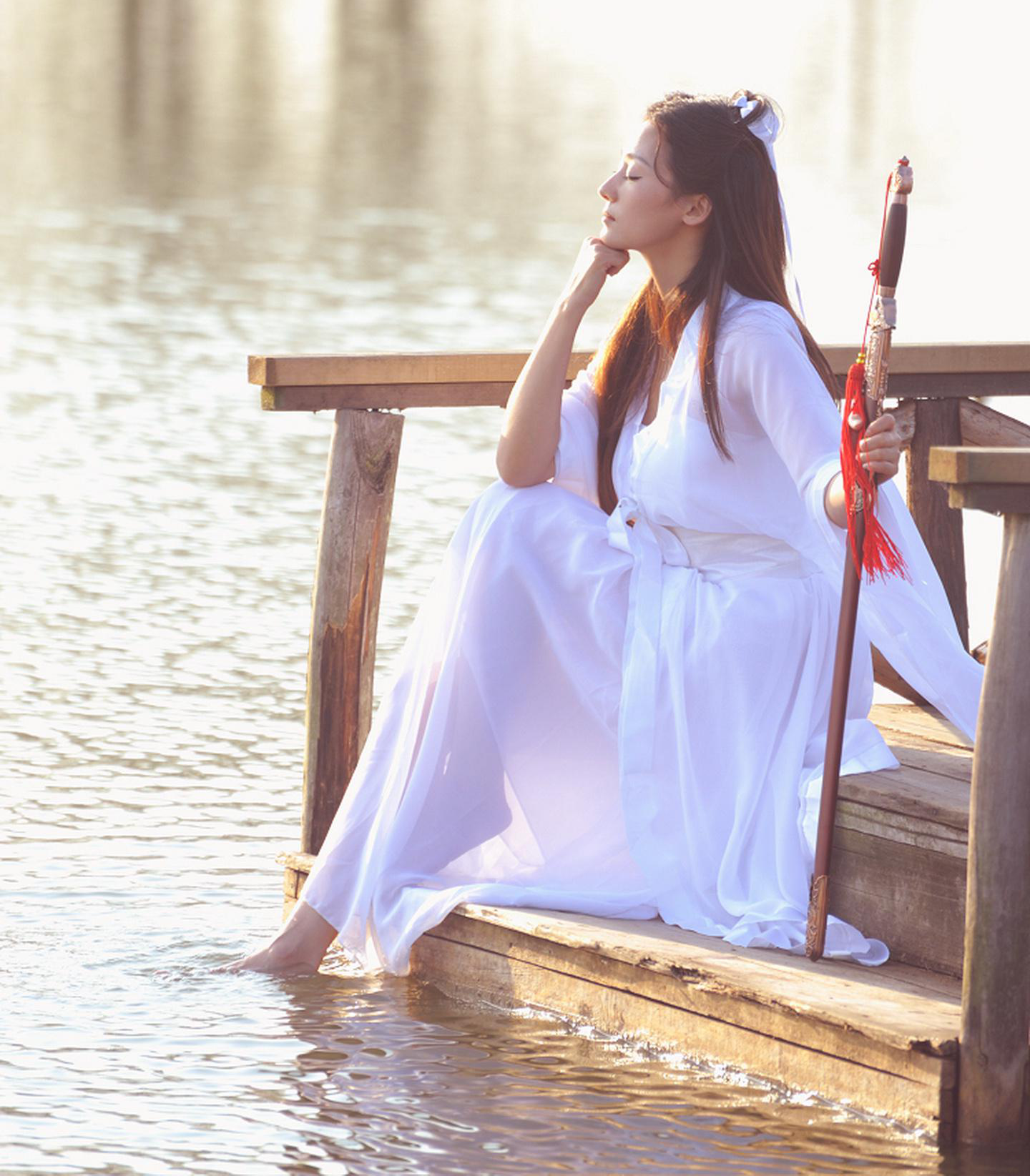 职场故事|玩转职场,寻找惊喜!前后左右多看三步,职场的刺激就在三步之内……