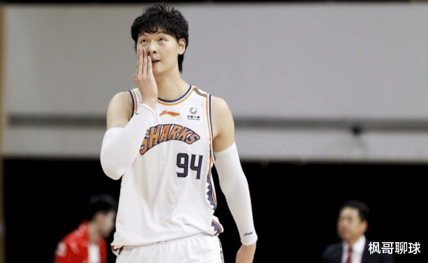 上海男篮|连输两场让出第3！季后赛挑对手历来容易翻车，上海会重蹈覆辙吗