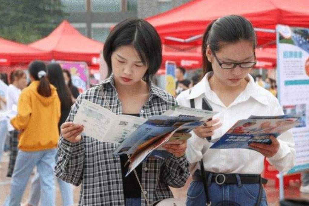 求职|越有头脑的父母，越不会让子女从事这些工作，工资低不说还没前途