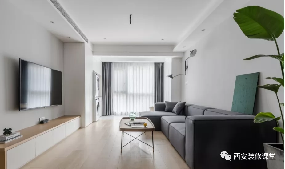 客厅与阳台彻底打通,区域划分怎么做?